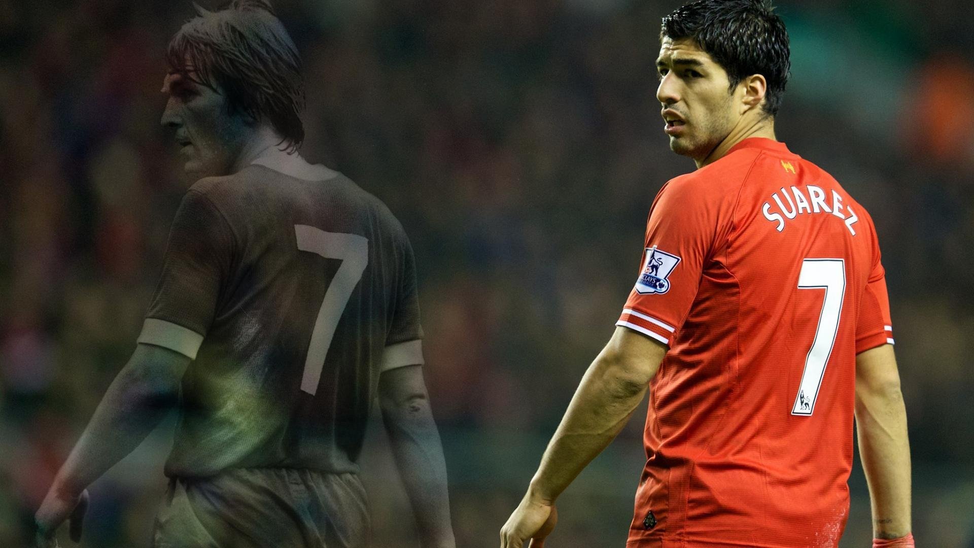 福登在关键比赛中展现出冰冷的射门决断力，福登的踢法像谁